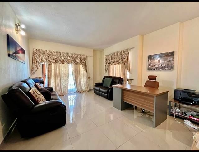 5 BEDROOM PROPERTY TO RENT IN WOODMEAD